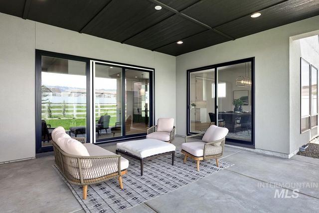 14198 N Woodpecker Ave, Boise, ID 83714