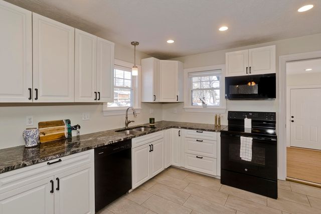 357 Southampton Rd, Westfield, MA 01085