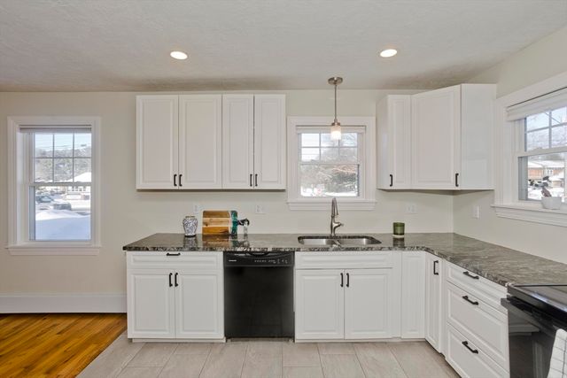 357 Southampton Rd, Westfield, MA 01085