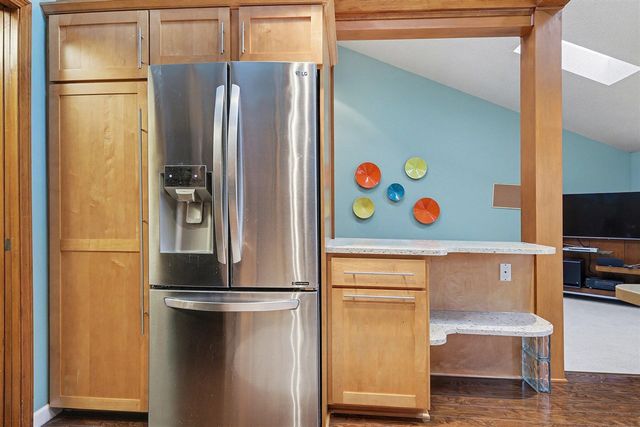 4043 Chamberlain Avenue, Grand Rapids, MI 49508