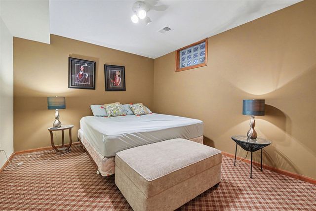 4043 Chamberlain Avenue, Grand Rapids, MI 49508