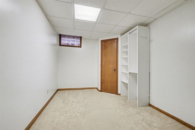 4043 Chamberlain Avenue, Grand Rapids, MI 49508