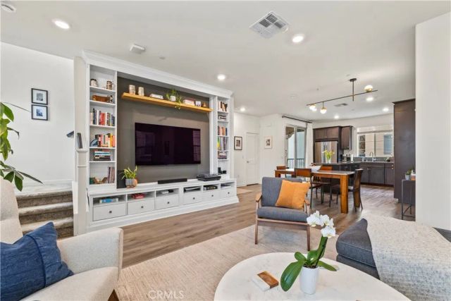 2250 Rose Garden Court, Upland, CA 91786