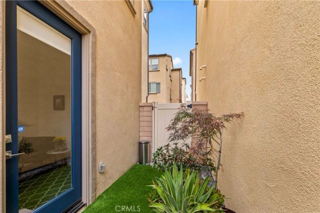 2250 Rose Garden Court, Upland, CA 91786