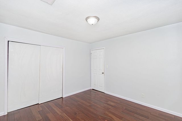 213 S REED ST, Centralia, MO 65240