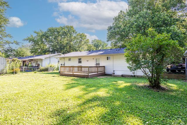 213 S REED ST, Centralia, MO 65240