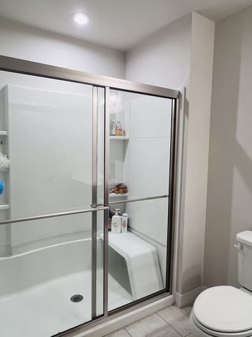 1049 Wilkinson Ln, White House, TN 37188