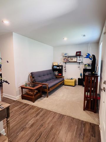 1049 Wilkinson Ln, White House, TN 37188