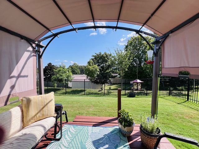 1049 Wilkinson Ln, White House, TN 37188