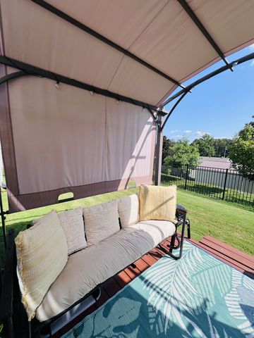 1049 Wilkinson Ln, White House, TN 37188