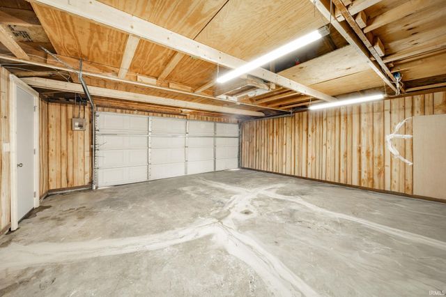 5906 Monona Drive, Kokomo, IN 46902