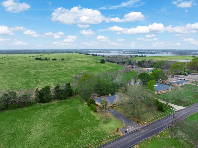 4025 Old Bonham Road, Paris, TX 75460