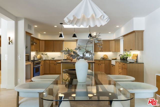 3108 Nichols Canyon Road, Los Angeles, CA 90046