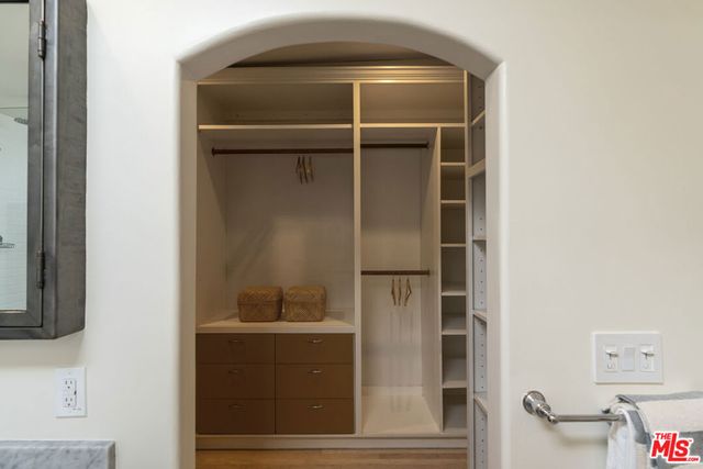 3108 Nichols Canyon Road, Los Angeles, CA 90046