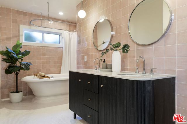 3108 Nichols Canyon Road, Los Angeles, CA 90046