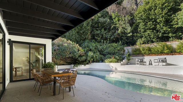 3108 Nichols Canyon Road, Los Angeles, CA 90046
