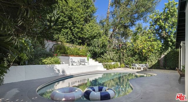 3108 Nichols Canyon Road, Los Angeles, CA 90046