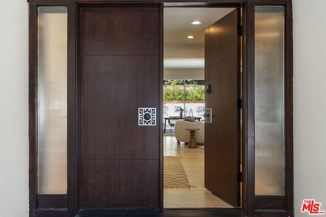 3108 Nichols Canyon Road, Los Angeles, CA 90046