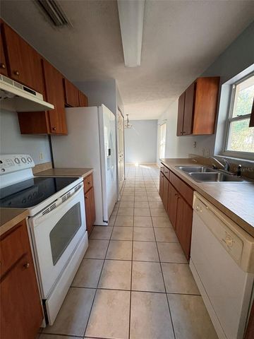 2060 NW 42ND STREET, Ocala, FL 34475