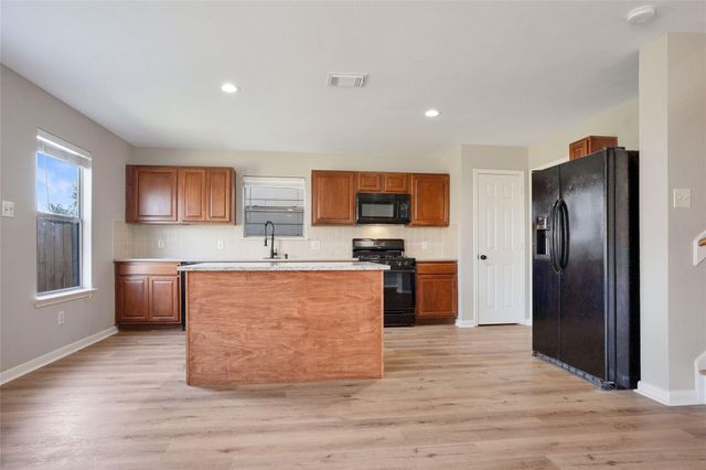 3630 Avalon Castle Drive, Spring, TX 77386