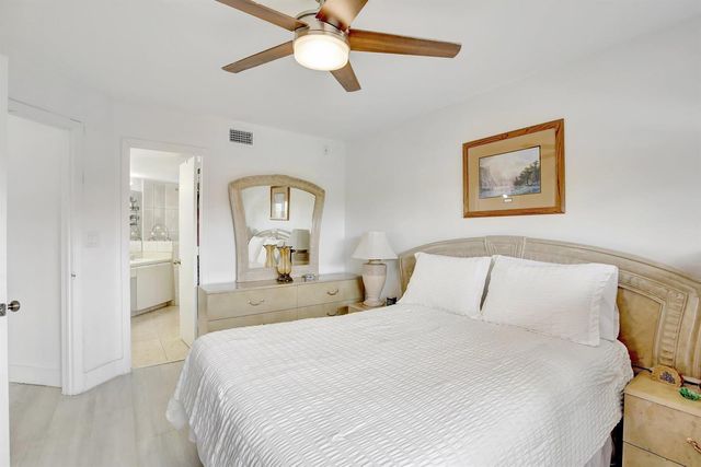 15499 Miami Lakeway N 306-5, Miami Lakes, FL 33014
