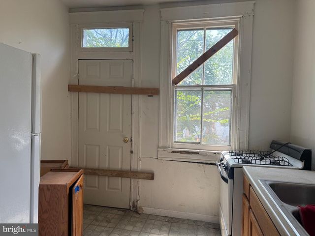 739 E 36TH ST, Baltimore, MD 21218