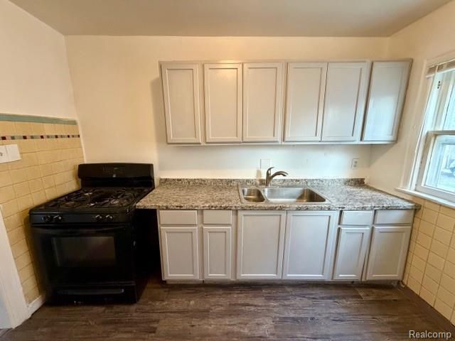 14590 Ardmore Street, Detroit, MI 48227