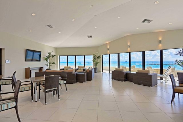 5550 N Ocean Drive 21c, Singer Island, FL 33404