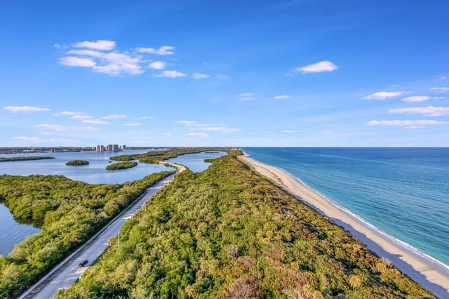 5550 N Ocean Drive 21c, Singer Island, FL 33404