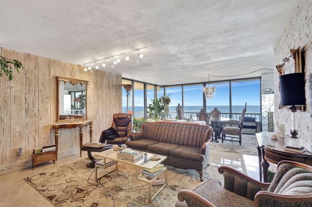 5550 N Ocean Drive 21c, Singer Island, FL 33404