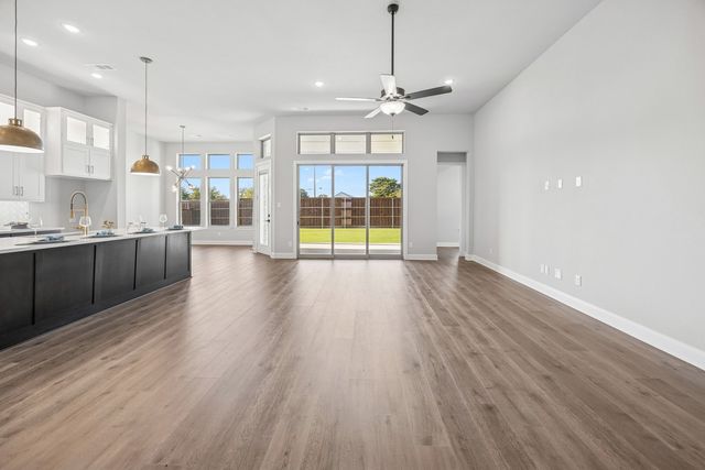 2221 Village Trail, Lakewood Village, TX 75068