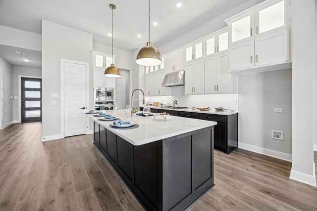 2221 Village Trail, Lakewood Village, TX 75068