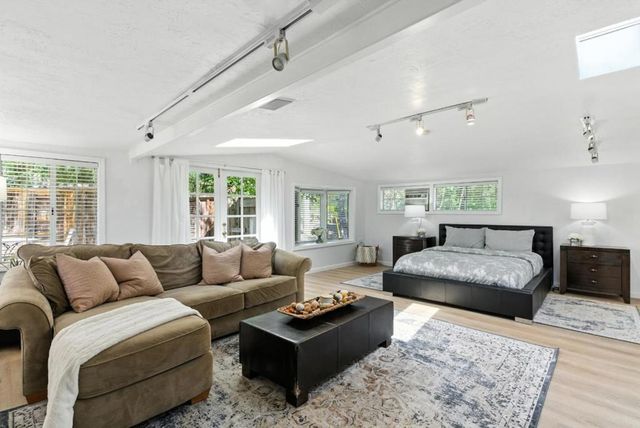 810 Glencrag Way, Woodside, CA 94062