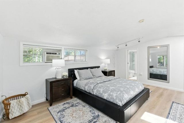 810 Glencrag Way, Woodside, CA 94062