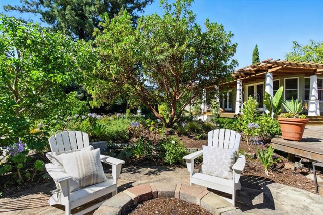 810 Glencrag Way, Woodside, CA 94062