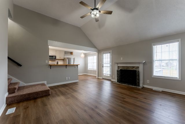 3826 Man O War Blvd, Clarksville, TN 37042