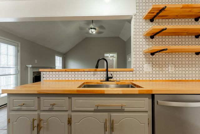 3826 Man O War Blvd, Clarksville, TN 37042