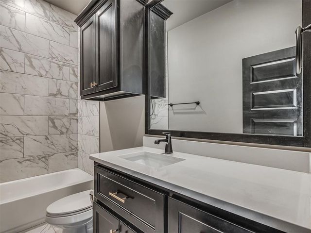 803 NE 33rd Street, Moore, OK 73160