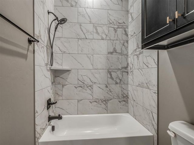 803 NE 33rd Street, Moore, OK 73160