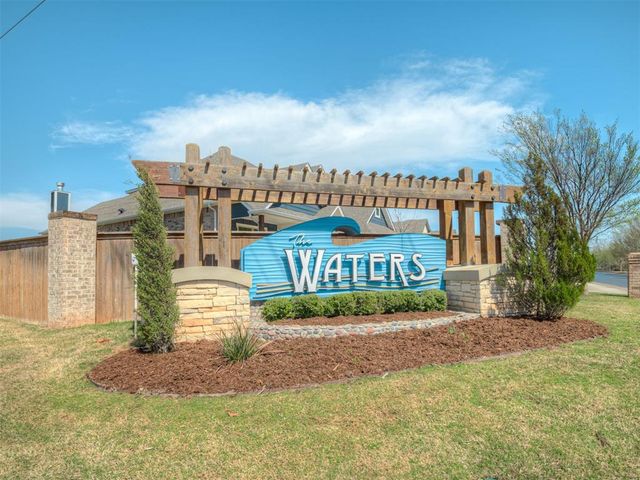 803 NE 33rd Street, Moore, OK 73160