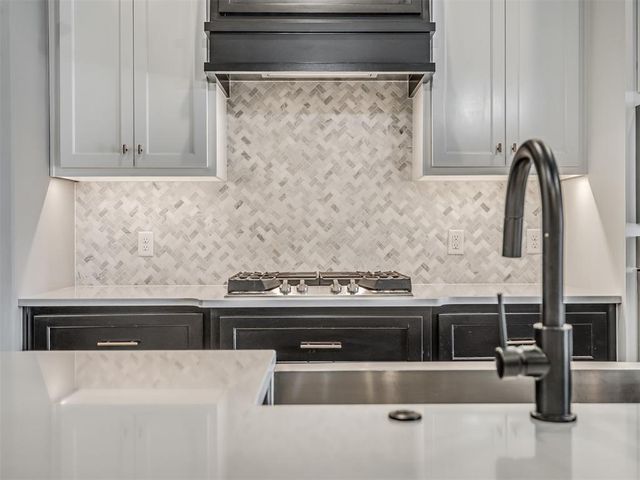 803 NE 33rd Street, Moore, OK 73160