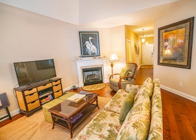 436 Arlington Circle, Murrells Inlet, SC 29576