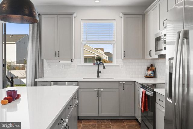 12612 CHAMBLISS DR, Hagerstown, MD 21740