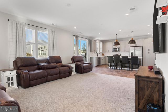 12612 CHAMBLISS DR, Hagerstown, MD 21740