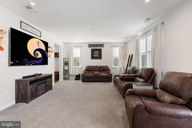 12612 CHAMBLISS DR, Hagerstown, MD 21740