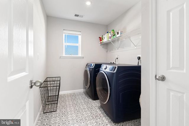 12612 CHAMBLISS DR, Hagerstown, MD 21740