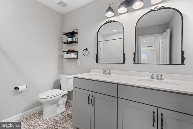 12612 CHAMBLISS DR, Hagerstown, MD 21740