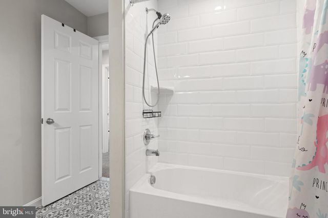 12612 CHAMBLISS DR, Hagerstown, MD 21740