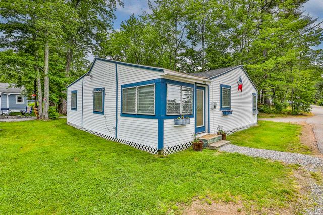 100-102 Tucker Shore Road, Belmont, NH 03220