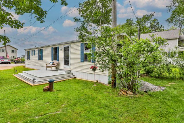 100-102 Tucker Shore Road, Belmont, NH 03220